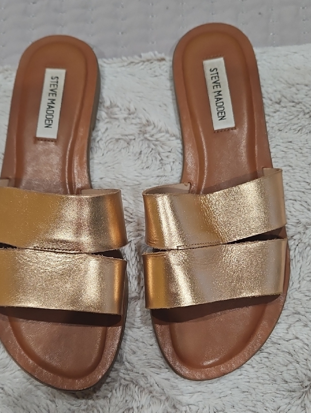 Steve Madden Metallic Gold Double‑Strap Slide Sandals